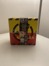 THE CLASH The Singles -