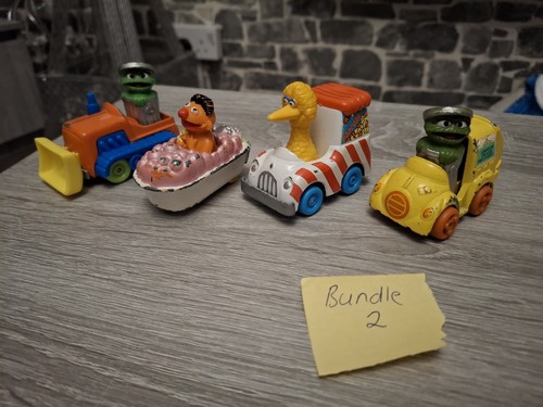 Sesame street diecast - street, vintage