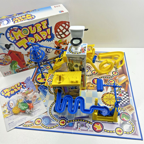 Mouse trap board game - mouse,