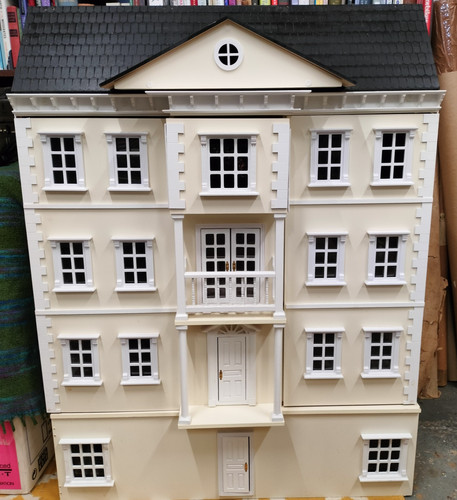 Large georgian style storey - large, 4