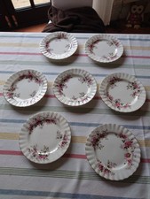Royal Albert Lavender Rose 6.5