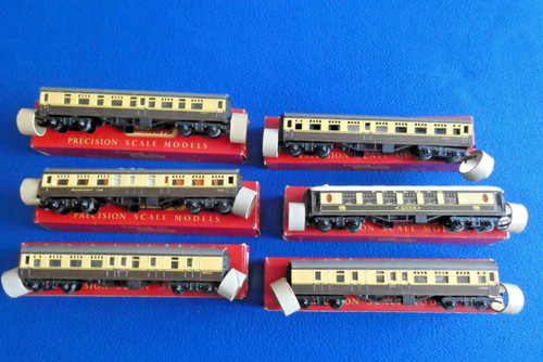 Rake six triang coaches - of,