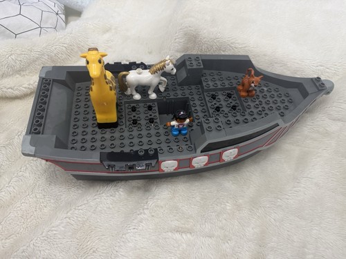 Large duplo pirate - hull,