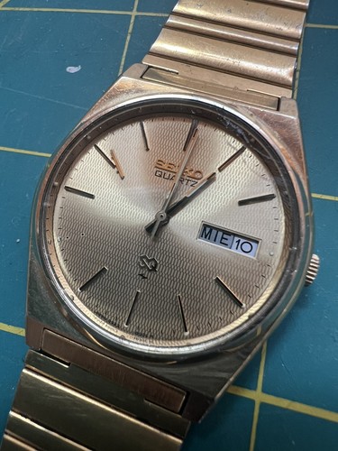 Seiko quartz 6923 - sq, 6923-8089