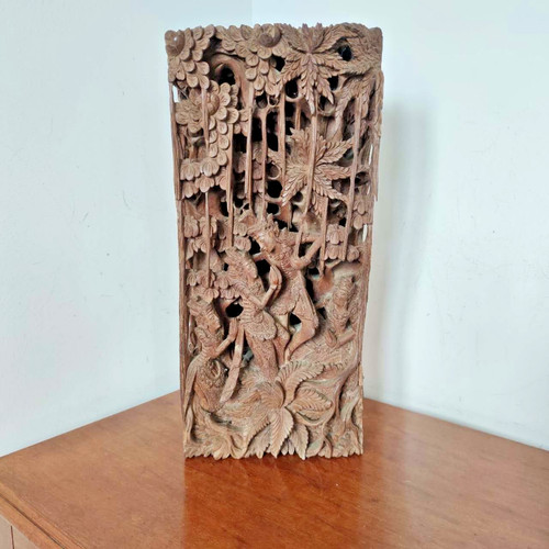 Stunning wooden antique rama - stunning,