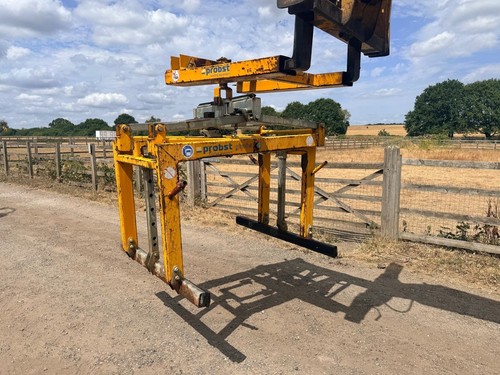 Block grab with forklift - with,