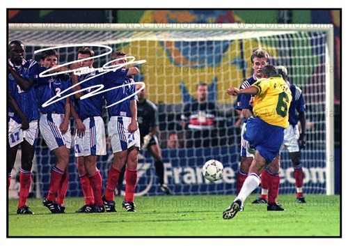 11412 roberto carlos signed - 11412.,