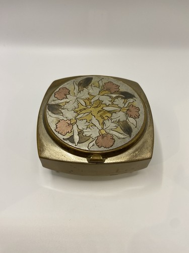 Vintage musical powder compact - powder,