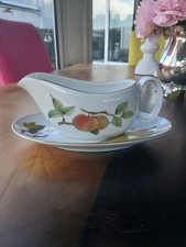 Royal Worcester Evesham Gold