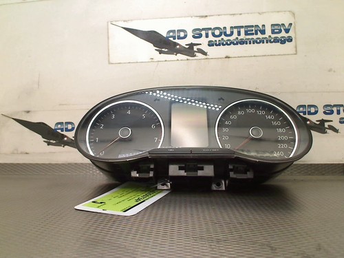Speedometer volkswagen polo - volkswagen, v
