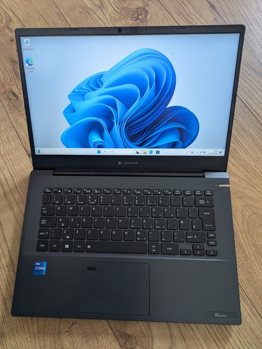 Dynabook tecra a40 core i7 - a40-j,
