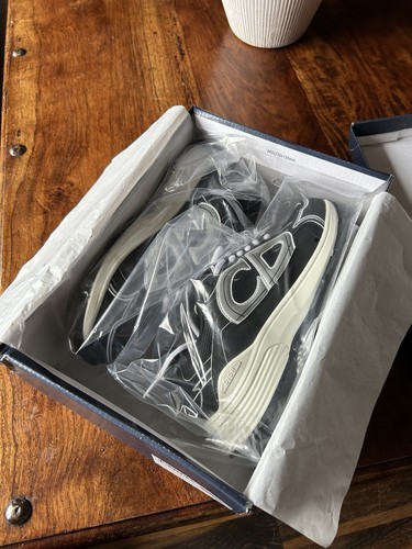 Brand new dior b30 trainers - brand,