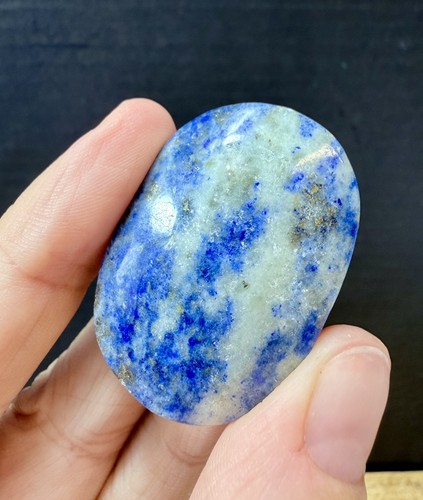 Crystal lapis lazuli palm - lapis,