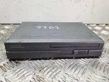 Toyota Avensis CD drive
