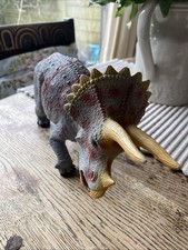 ELC 13 Inch Triceratops
