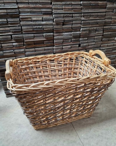 Pair whicker log - log, baskets