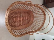 Vintage Moses Basket. V g condition. Strong brown wicker