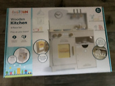 Aldi Little Town 2024 Cream