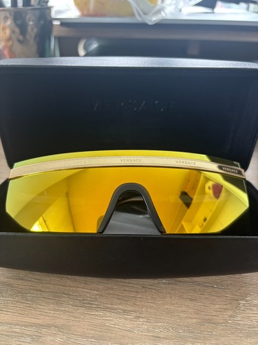 Versace gold sunglasses women - versace,