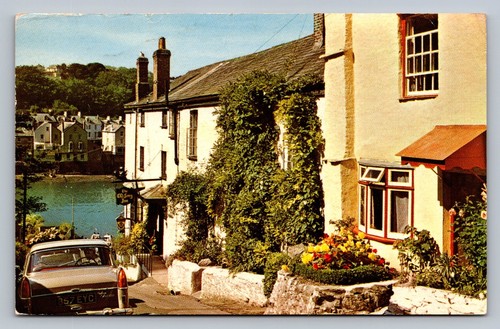 Postcard bodinnick the old - -,