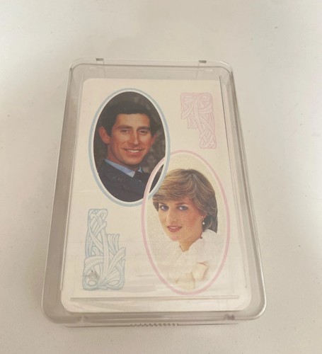 Vintage 1980s set playing - set,