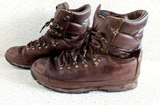Brown Altberg Defender Boots Size 9 Medium