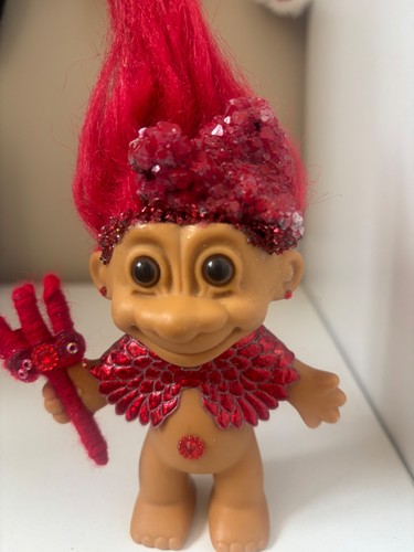 Halloween russ troll red - halloween,
