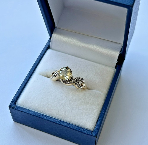9ct yellow gold - 9ct, rare