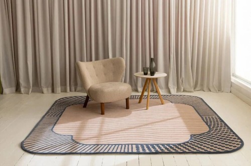 Hand tufted irregular shape - hand,
