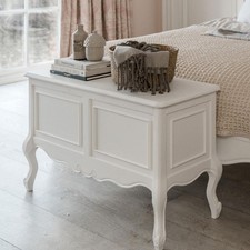 Juliette white blanket box - white,