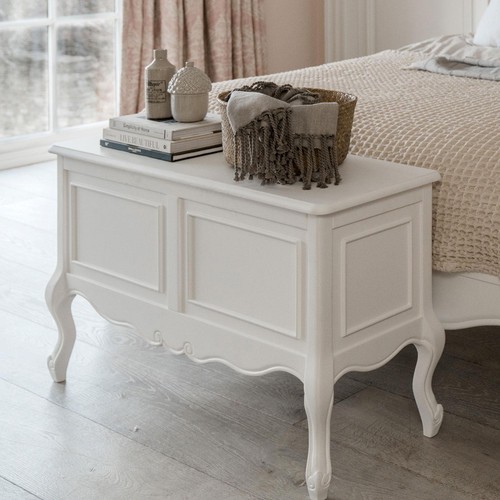 Juliette white blanket box - white,