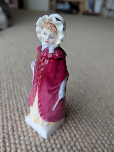 Royal doulton figurine - doulton,