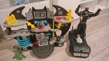 Batman's Cave And Car