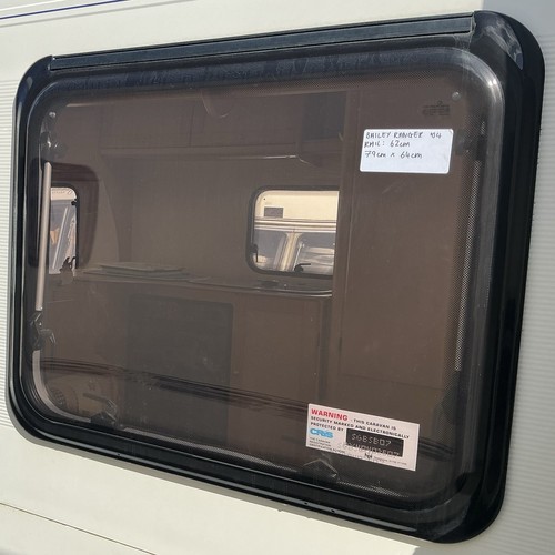 Caravan motorhome window - caravan/motorhome,