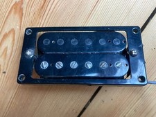 Maison Super Strat