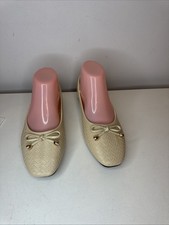 CREAM WIDE FIT  WOVEN