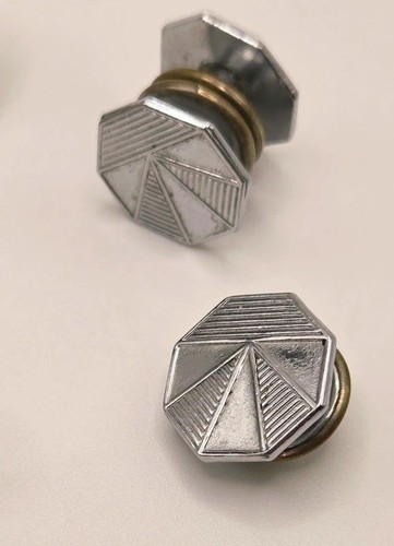 Vintage lion brand art - lion, deco