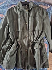 LOVELY GREEN PARKA STYLE COAT