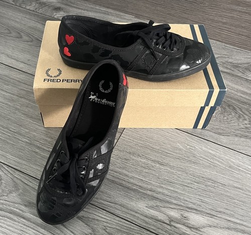 Fred perry amy winehouse - perry,