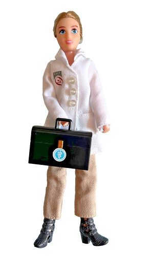 Breyer vet doll scale - vet,