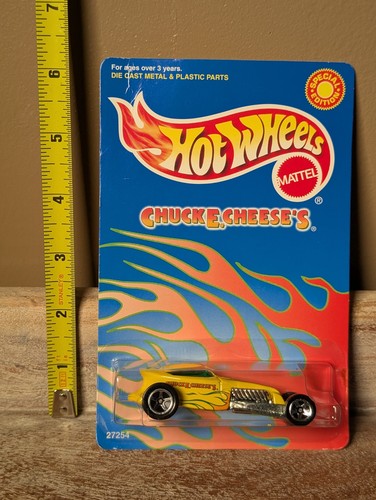 2000 hot wheels chuck - 2000,