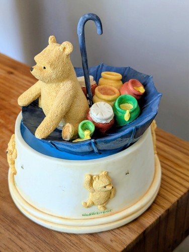 Disney classic pooh winnie - disney,