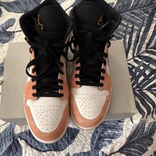 Jordan Air Jordan 1 Mid SE