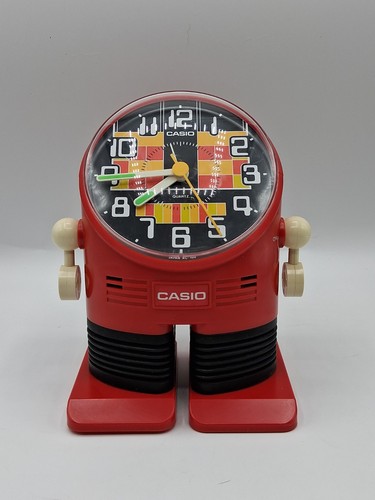 Vintage casio robot clock - robot,