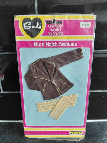 New vintage pedigree sindy mix - vintage,