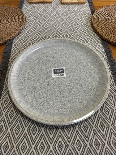 Denby reactive grey - grey, not