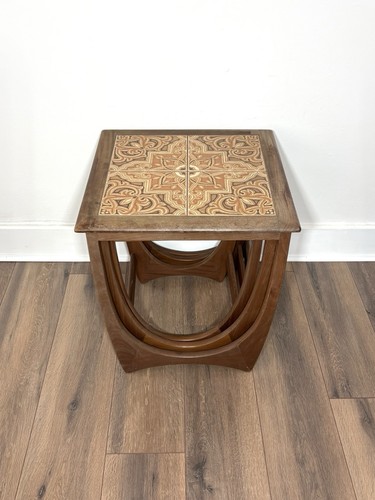Plan astro teak tiled - teak, nest