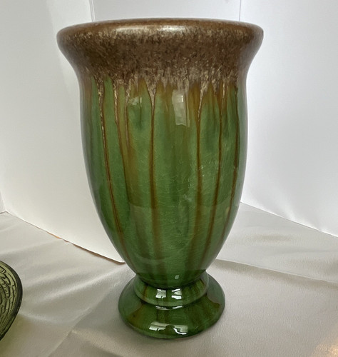 Vintage emerald green - emerald, brown