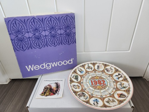 Vintage wedgwood calendar - vintage,