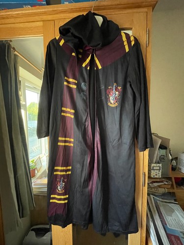 Harry potter gryffindor robe - gryffindor,